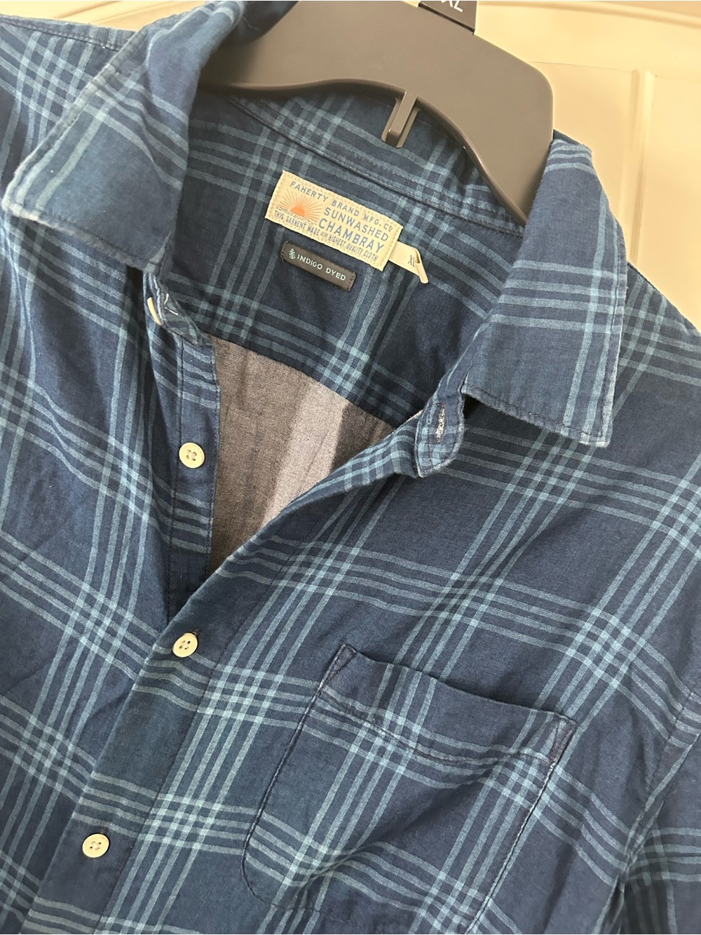 Faherty Shirt Mens XL Blue Plaid Sunwashed Chambray Supima Long SleevButtondown